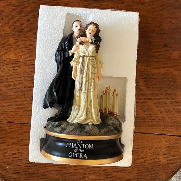 Vintage Phantom and Christine Music Box Limited Edition With Box 1986 - Picture 7 of 9